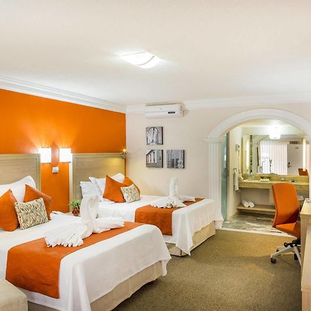 Hotel Flamingo Irapuato Buitenkant foto