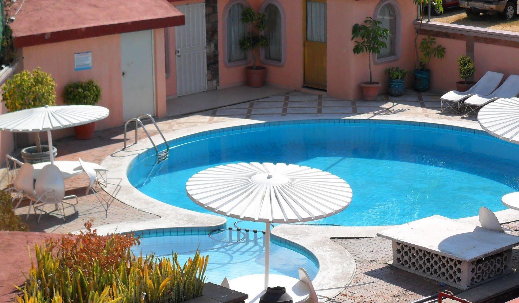 Hotel Flamingo Irapuato Buitenkant foto