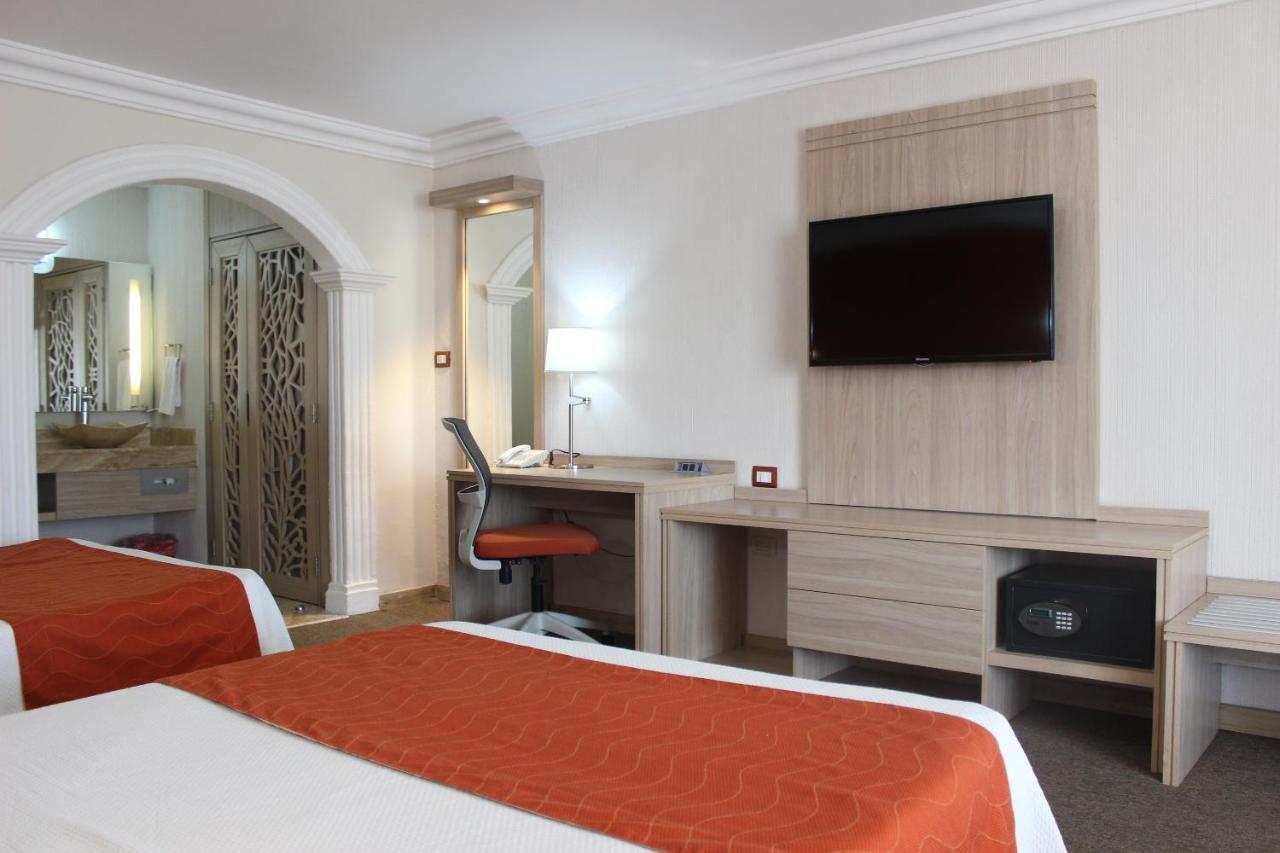 Hotel Flamingo Irapuato Buitenkant foto